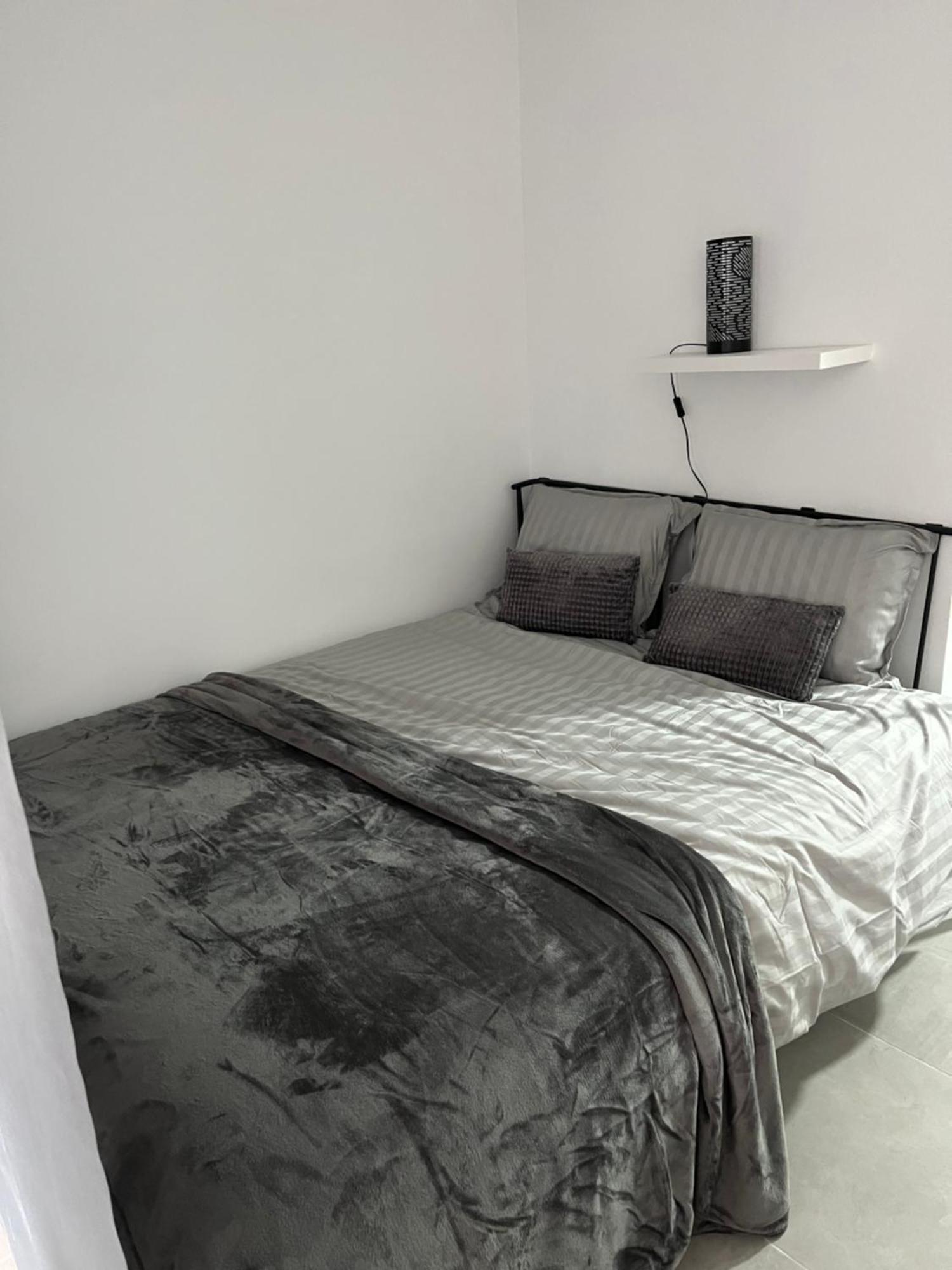 Apartment 1 Minute Walking From Playa Del Cura トレビエハ エクステリア 写真