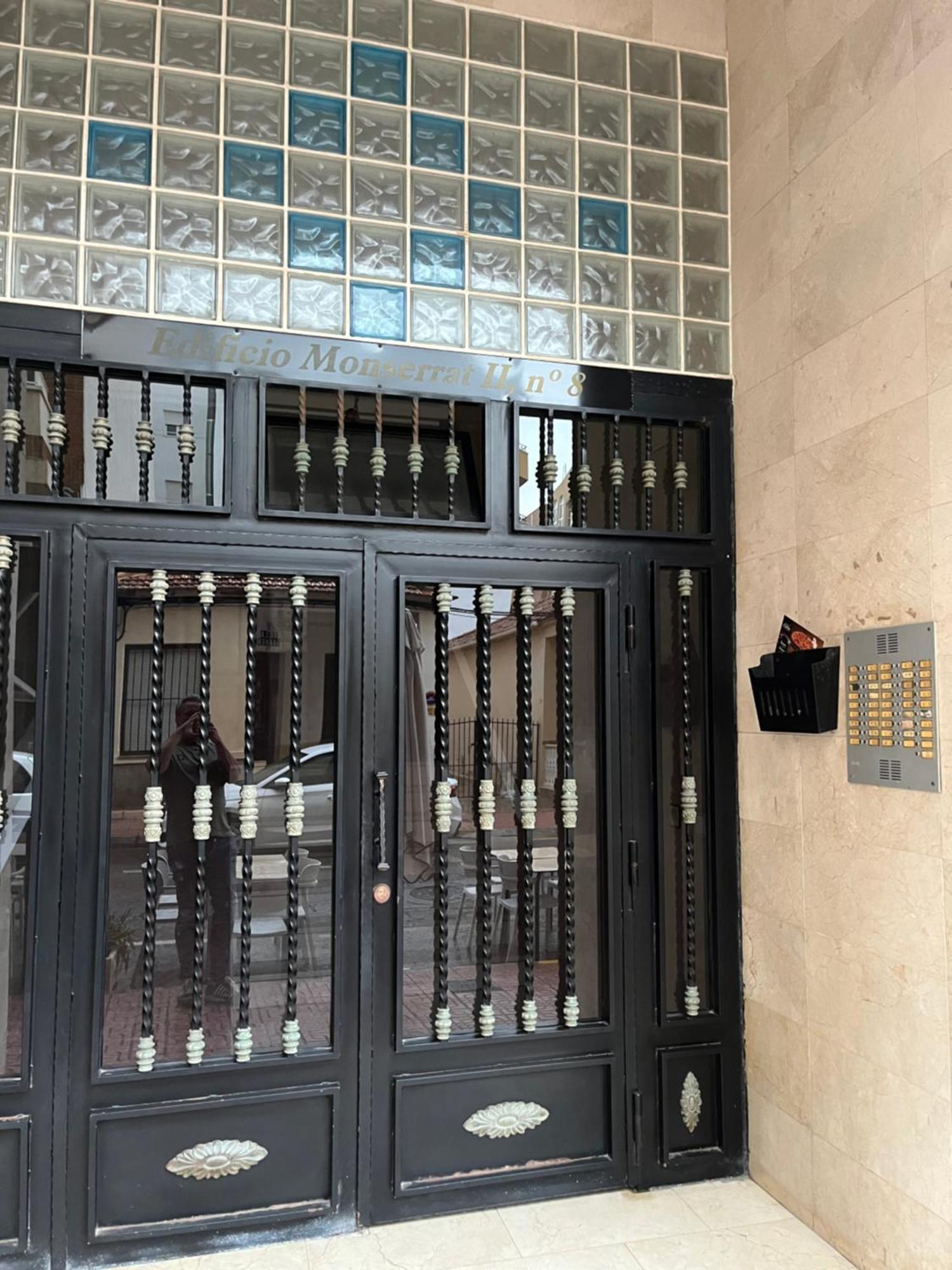 Apartment 1 Minute Walking From Playa Del Cura トレビエハ エクステリア 写真